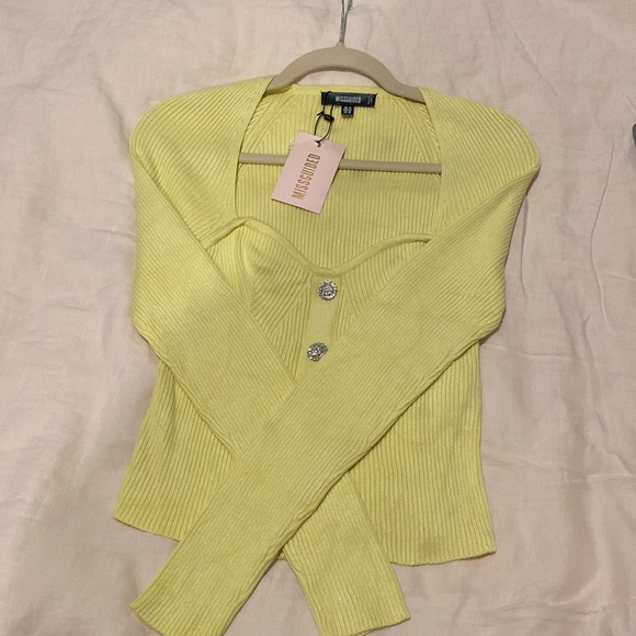 NWT Missguided / Fun Sweetheart Diamante Button LS Sweater Top. Yellow. Knit. - Picture 10 of 12